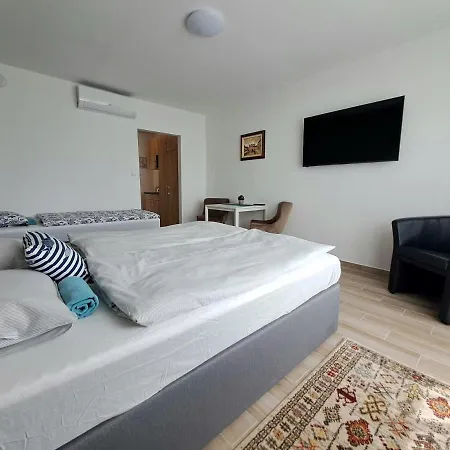 Partside Apartment Balatonfured